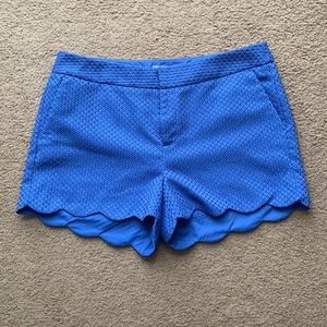 Pattern Scallop Hem Shorts